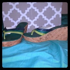 American Eagle multi-green wedges
